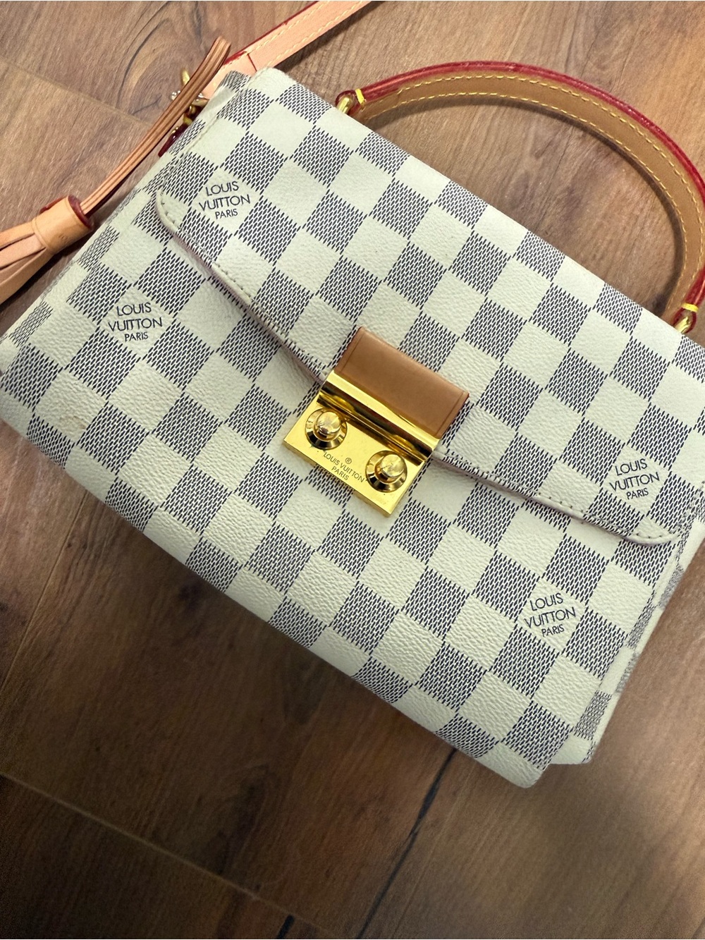 White checkered satchel bag - Picture 4 of 6